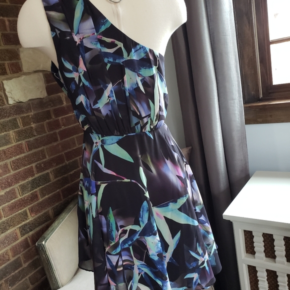 Marciano Dress - Picture 4 of 6